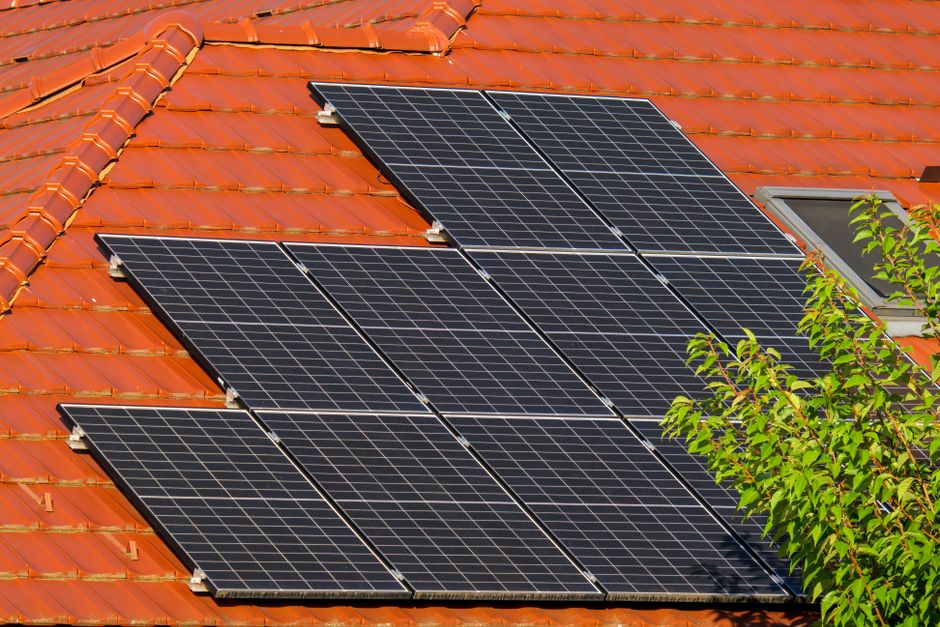 A fűtőfólia és napelem előnyei a modern otthonokban